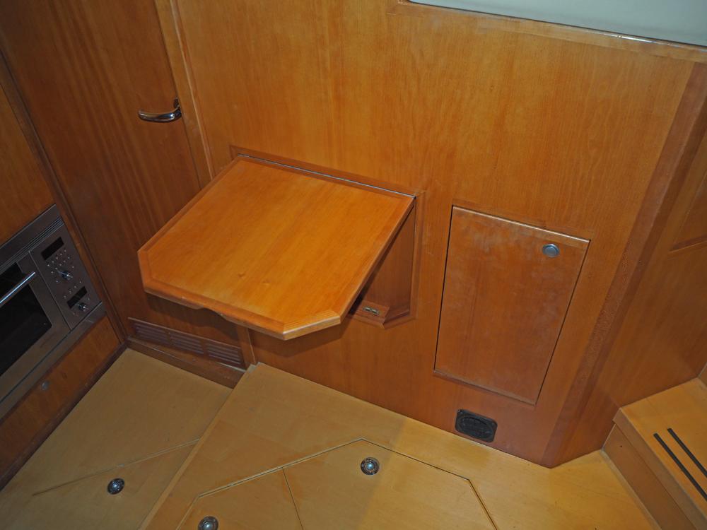 Cabin en avant, H&eacute;bergements